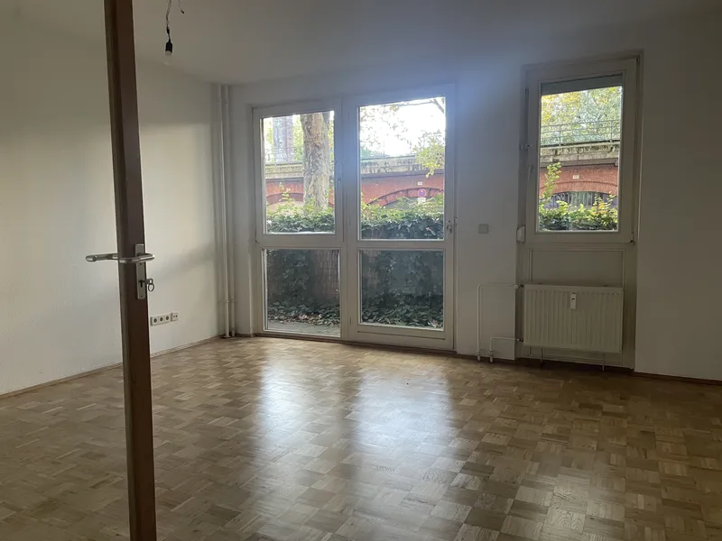 5 Zimmer Wohnung mit EBK, 2 Bäder und Terasse! — photo 1